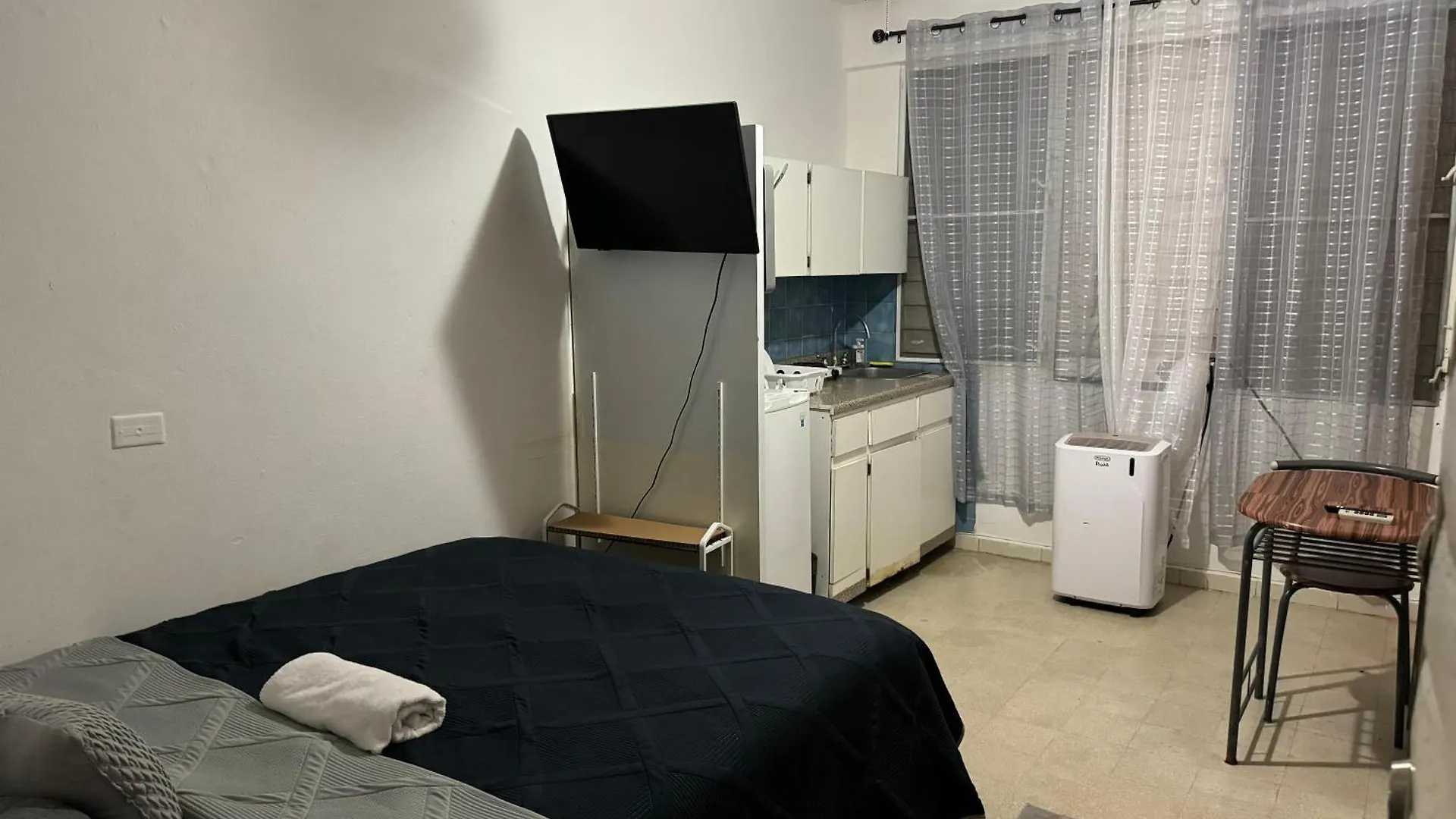 Economical Near Beach With Full Bed 4Th Floor Apartment San Juan